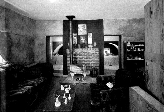 Living Room, Bryant (Hay Bale) House