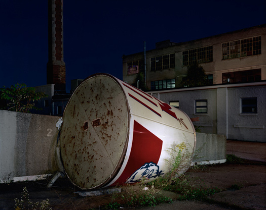 ulrich-dark-stores-19