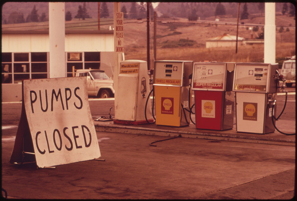 On Interstate 5, a common scene in fall 1973, when stations often ran out of gas by midday.