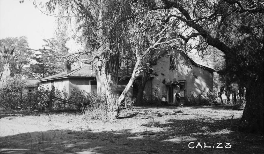 The Dana Adobe, Nipomo, California, 1936; the building languished until it was purchased by San Luis Obispo County Historical Society in 1954.